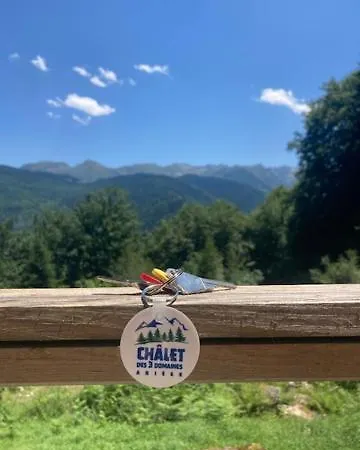 Des 3 Domaines Hébergement de vacances *